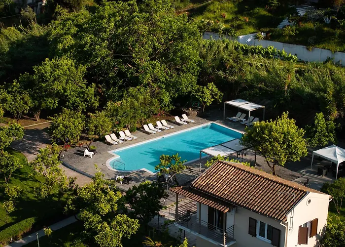 Orange Grove Suites