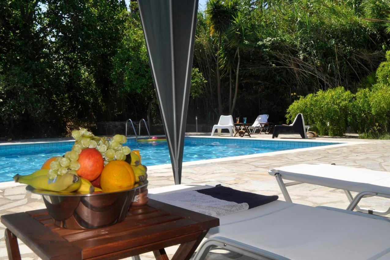 Orange Grove Апартаменты