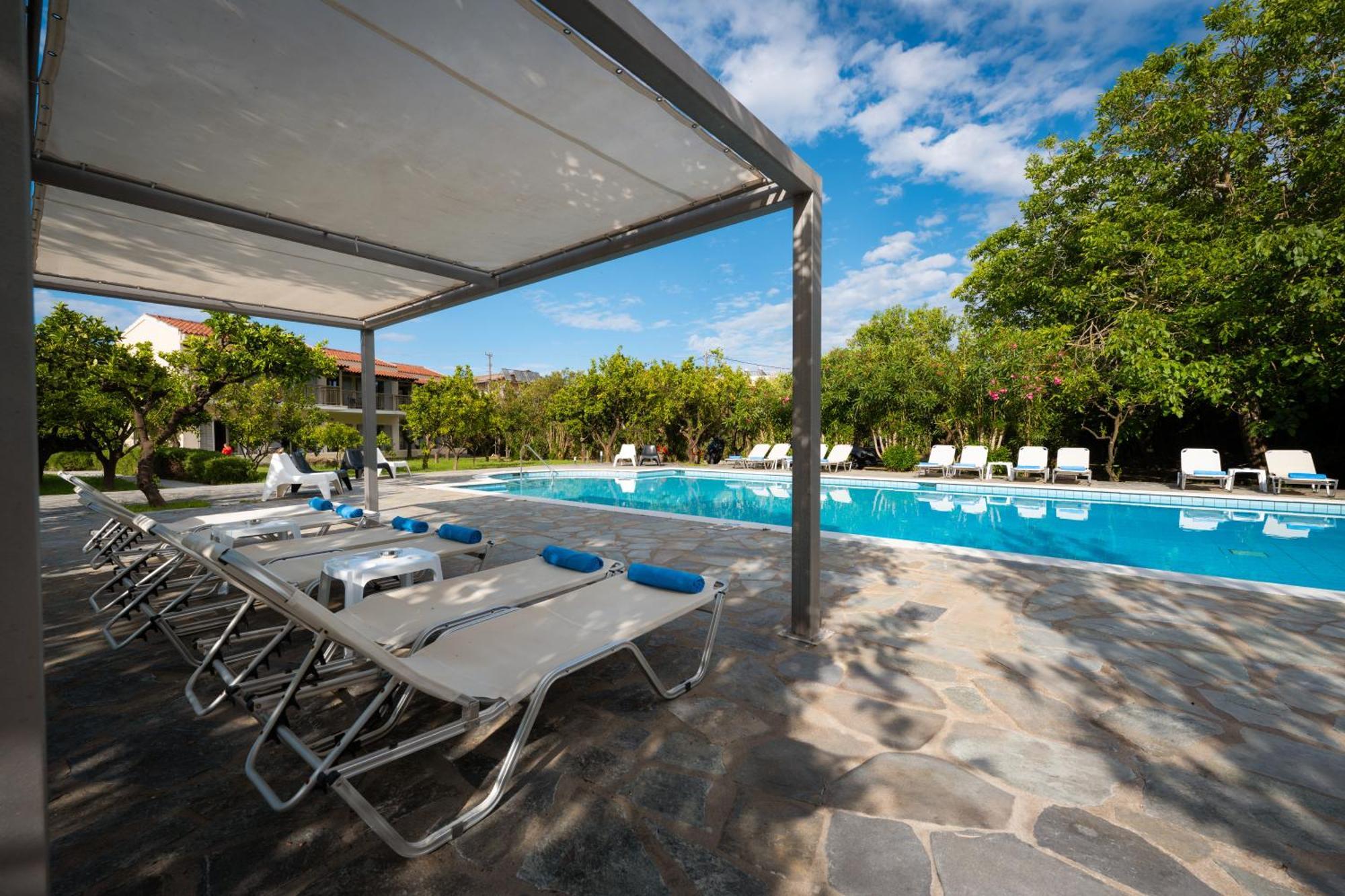 Orange Grove Апартаменты *